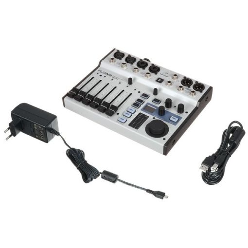 Behringer Flow 8